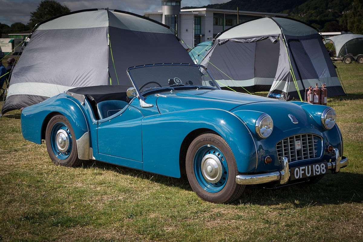 TRIUMPH TR3